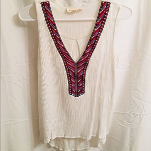 🌷 white tank + design 🌷